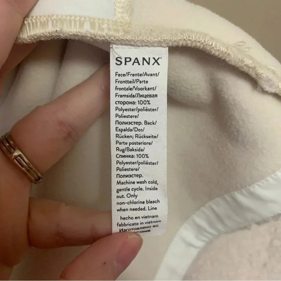 Spanx Fleece Shirt Jacket Sherpa Shacket in Cream Size Medium - Picture 15 of 16